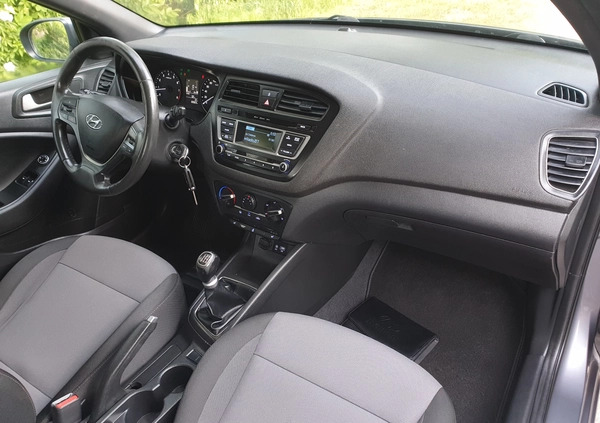 Hyundai i20 cena 34900 przebieg: 88000, rok produkcji 2017 z Szamotuły małe 667